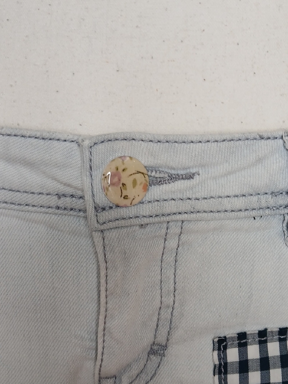 Element Low Rise Patchwork Denim Shorts Size  10 - Picture 3 of 8
